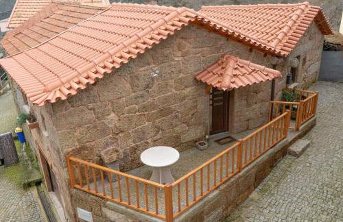 Casa Largo S Lourenço e Casa da Videira - Photo 1