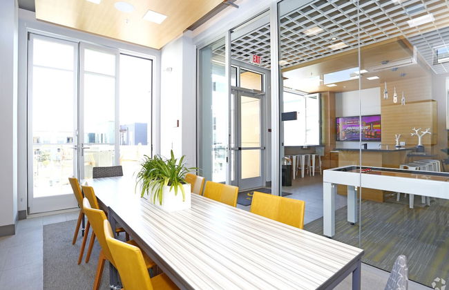 Elan Menlo - Photo 17