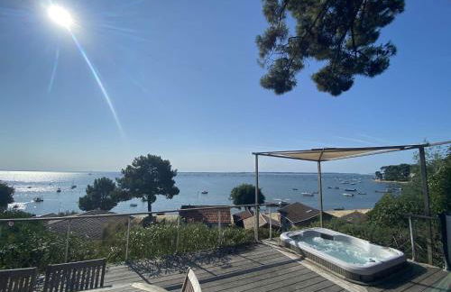 Grande villa avec jacuzzi à La Pointe aux Chevaux - FR-1-736-23 - Photo 1