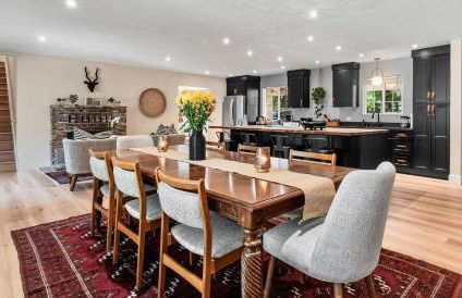 Spacious Cozy and Renovated Mountain Retreat - Foto 10