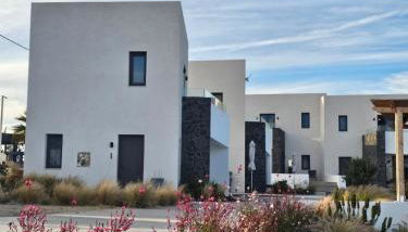 myLithos Suites - Photo 2, Garden