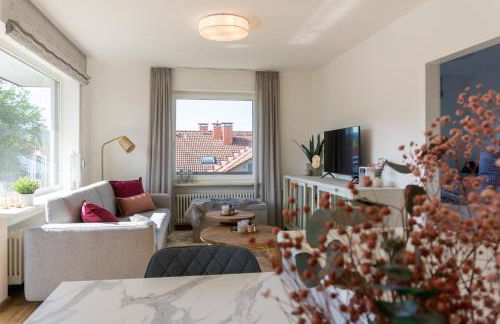 Große helle moderne Wohnung mit Balkon und Aussicht HBS - Foto 7