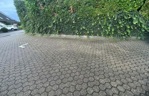 Charmantes 2-Etagen Häuschen- Köln-Phantasialand - Foto 24