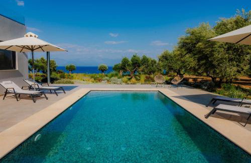 Oceanfront Villa Elaia Private Pool & Panoramic Views - Foto 2