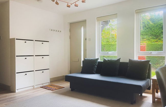 Entire 2 Bedroom House 7m To Station - Foto 12