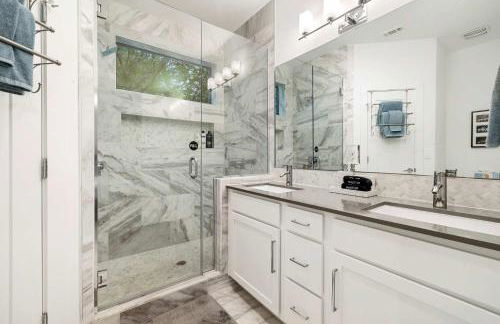 East Side Haven - Blocks from Local Food Legends - Foto 20