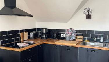 Appartement T2 - port d'Orange - Foto 3, stove, dishwasher