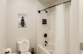 Across from UAB Spacious 2BR Retreat 2nd - Photo 22