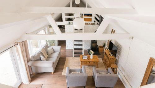 Cosy Cotswolds Farm Stay with Log Burner - Peaceful Winter Retreat - The Dairy - Foto 4