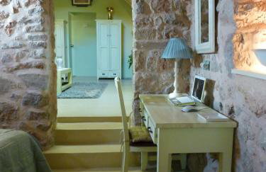 St. George Sykoussis Traditional Residence - Photo 3