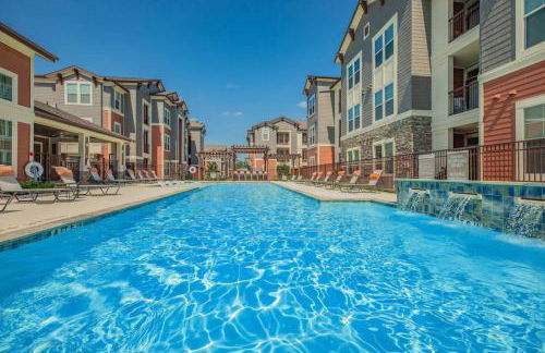 Spring Modern 2 king bed Long-term Condo - Foto 32