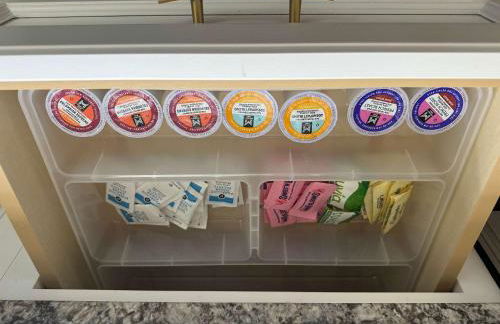 Spacious 3-Floor Downtown Retreat - Prime Location - Foto 46