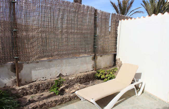 Comfortable 1-bed Bungalow in Parque Holandés - Photo 11