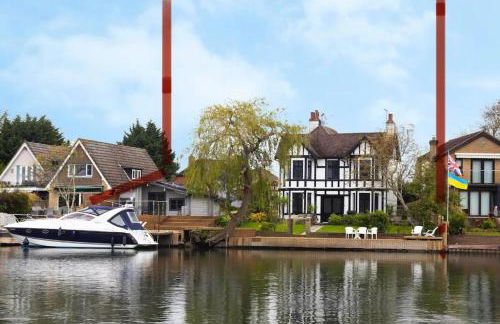 Lux 8Br Thamesfront Villa w Yacht & Sauna - Foto 40