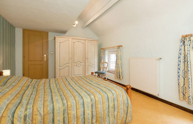 Glorious Holiday Home in Wéris with Hot Tub - Photo 15