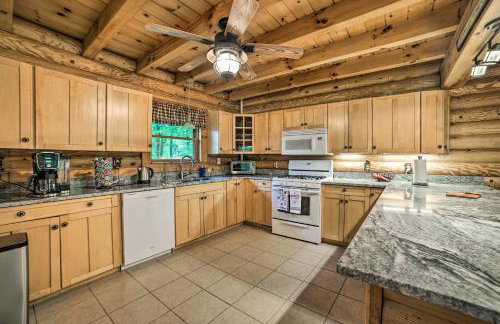 Classy Home w/ Hot Tub: 2 Mi to Lake Access! - Photo 10