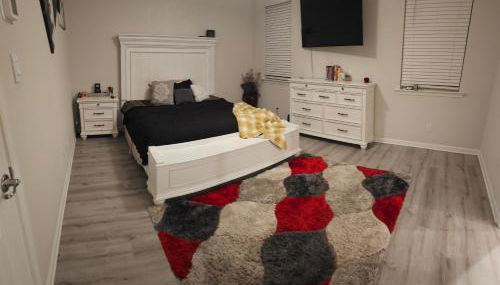 Spacious 4-bedroom house with WiFi, in peaceful Slidell with Lake in backyard - Foto 5