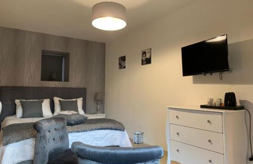 La biche au bois piscine chauffee jacuzzi - Foto 19