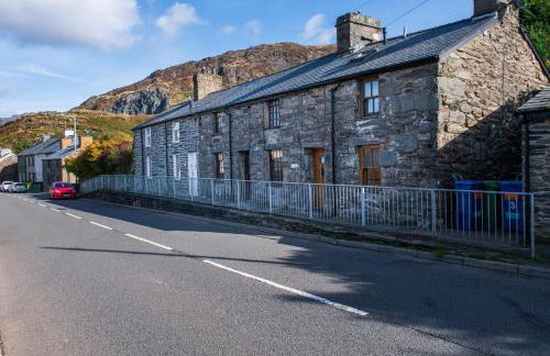 Homely cottage with garden and mountain-view - Foto 1