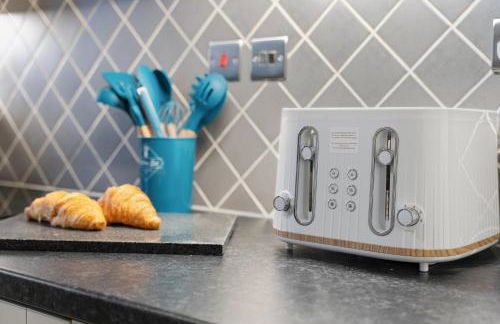 Churchill Apartment- 4 Beds- Free Parking- Near NEC BHX & HS2 - Foto 40