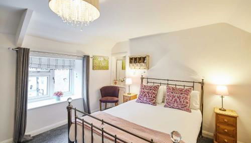 Host & Stay - Anvil Cottage - Photo 5