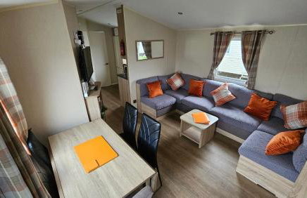 Great Yarmouth 10 Berth KP Holiday Home - NOW with Linen - Photo 18