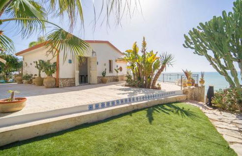 2 Bedroom Amazing Home In Ciotta - Foto 3