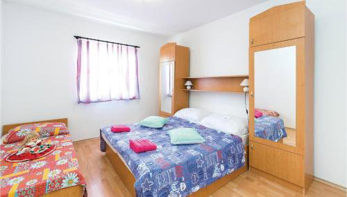 1 Bedroom Cozy Apartment In Vidalici - Foto 4