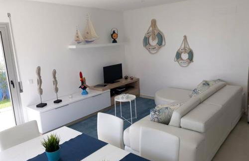 Silver Coast Holiday - Photo 16