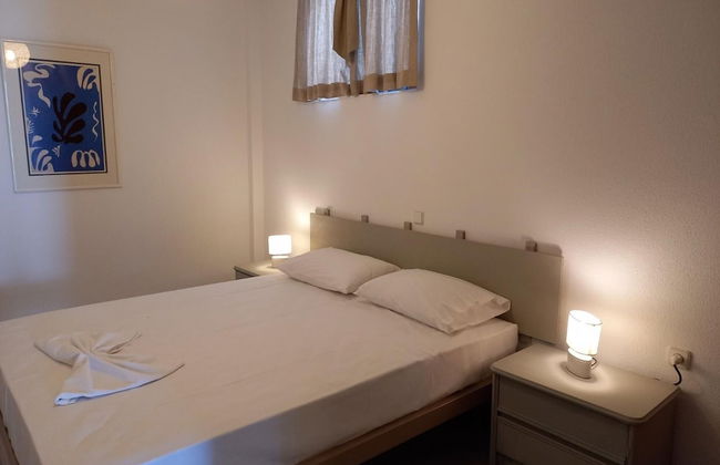 Kinetious Nisous in Kineta - Foto 16