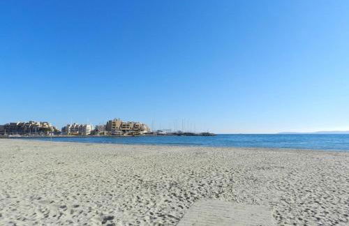 Studio coin nuit avec terrasse et parking privatif à Bormes-les-Mimosas - FR-1-251-900 - Foto 11