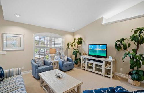 5* 3 BR 3 BA Home 4 min walk to beach & JW Marriott w/heated pool - Foto 11