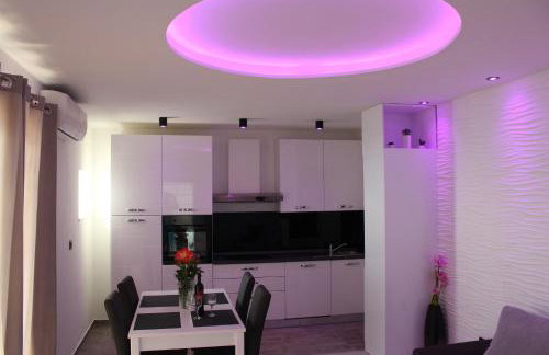 Holiday Apartment Lira jacuzzi - sea view- terrace - Foto 15