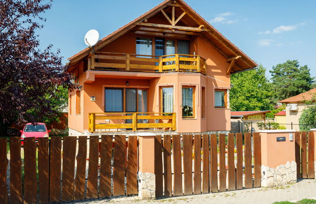 3 bedroom Apartment in Fonyód with garden and terrace - Photo 27