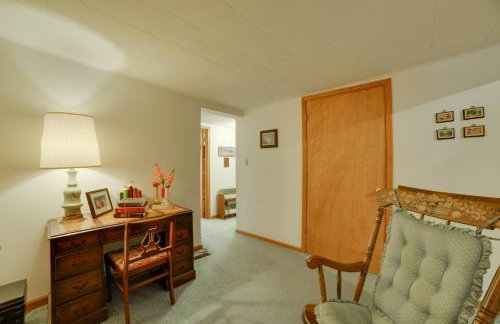 Peaceful Hazel Cottage with Deck and Yard! - Foto 13