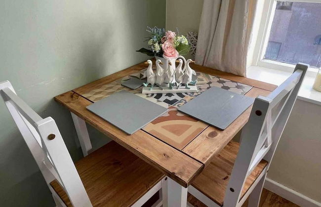 Lancaster 1 bed Cottage Apartment- M6 - Lancs Uni - Photo 10