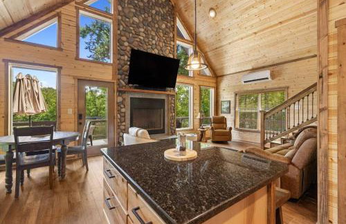 Riverside Oasis with Stunning Views, Cozy Firepit! - Photo 1