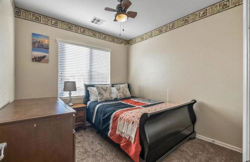 Entire Home in Surprise Downtown, Arizona - Foto 36