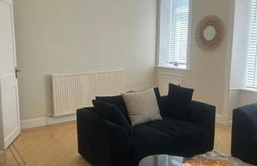 1L Albert Place Maddiston Road Brightons Falkirk FK2 0JX - Foto 1