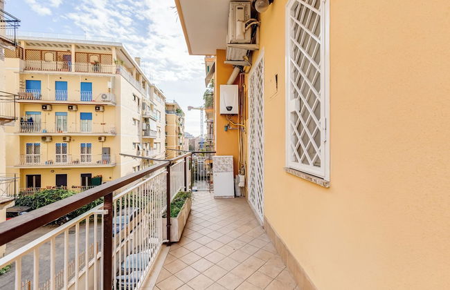 Cozy 2-Bedroom Flat with Balcony - Foto 48