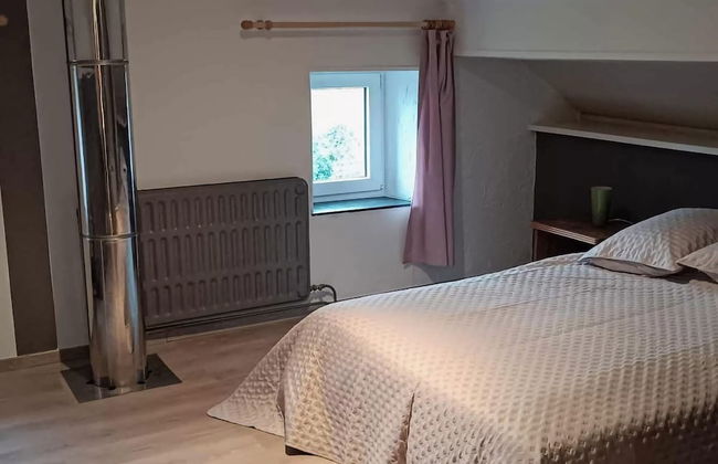 Pretty House in the Ardennes With Swimming Pool & Games Room - Photo 2