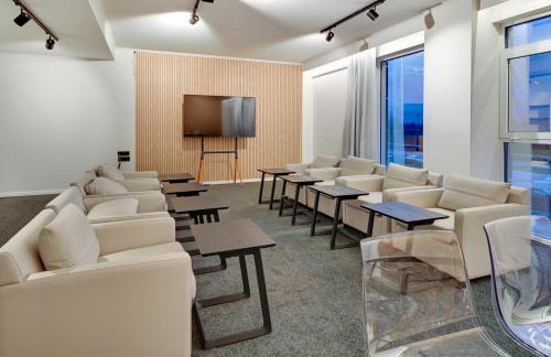 Nomads Lux Studios & Business Center - Photo 34