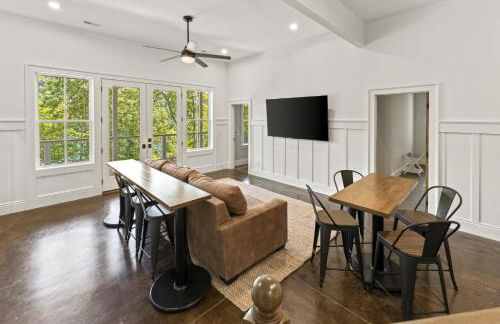 Lakeside Retreat Sleeps 22 Dock Grill Game Room - Foto 22