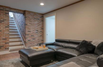 Secluded Estate Optional Guest House, Pond, Playroom, Gym & Theater Sunny Pond by Avantstay - Foto 86