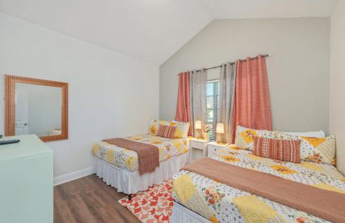 Cozy Retreat with Patio, Big Kitchen and Fishing Nearby - Foto 30