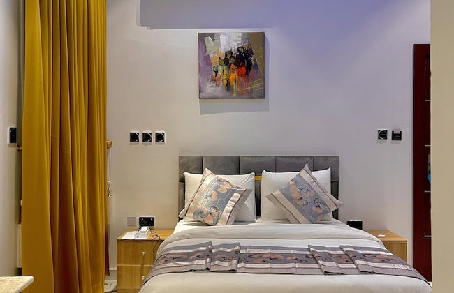 Lisa Suites - Photo 33