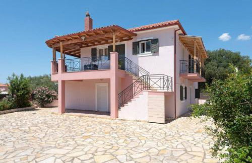 Waterway Luxury Residence-Apartment 1 - Photo 2