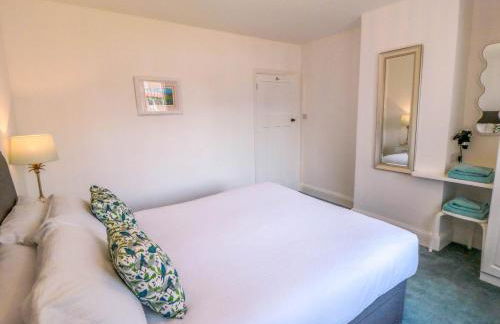 Field Cottage - Photo 14