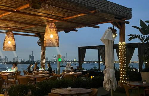 Stunning Views 2BD Condo at Hotel w Pool, Bar - Foto 6