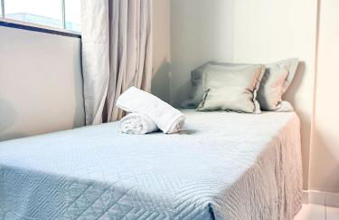 APË GOLD NO CENTRO DA CIDADE COM AR E CAMA KINg - Foto 7